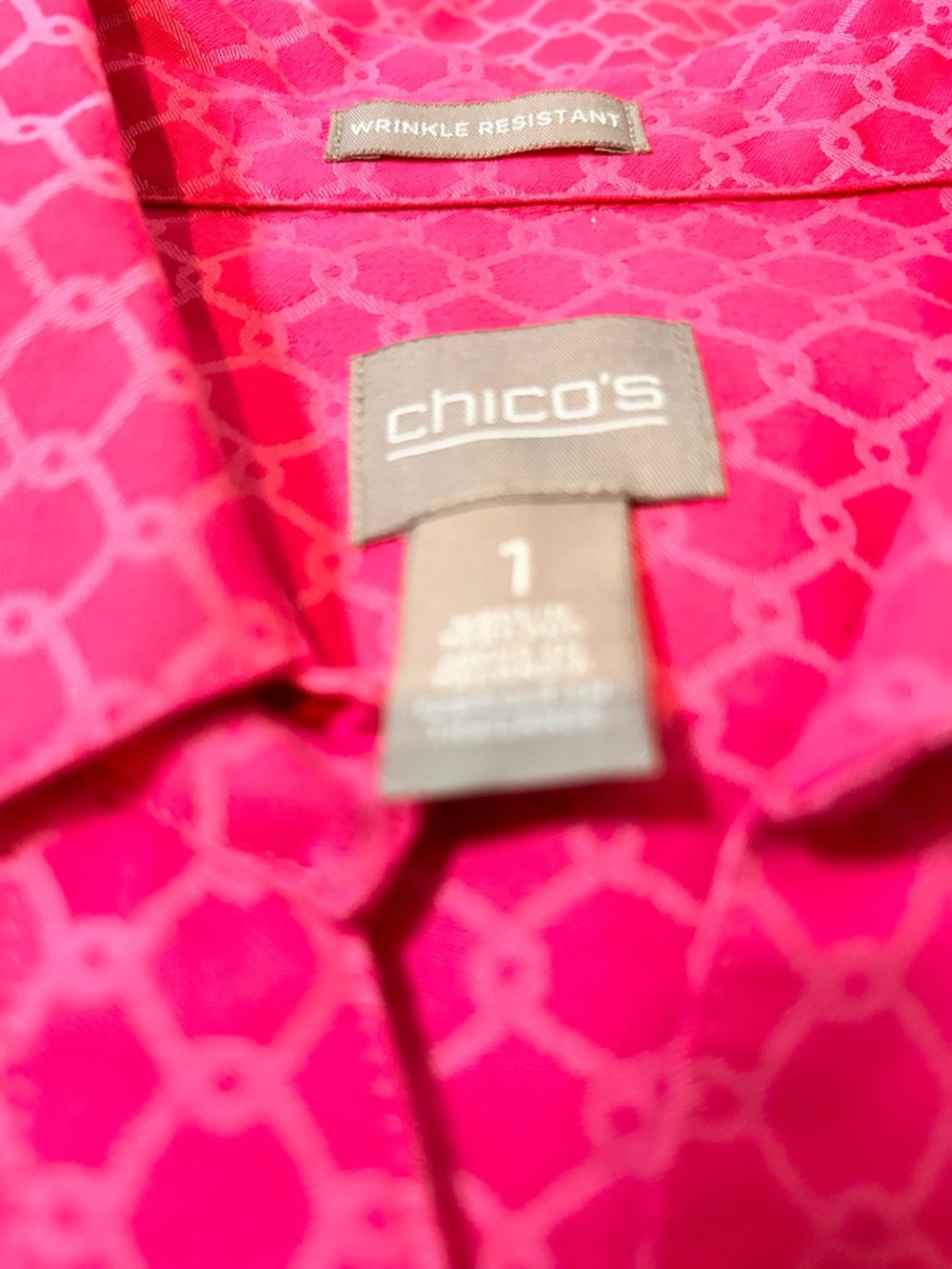 Chico’s Vibrant Pink Geometric Print Blouse - Size 8 - Picture 8 of 10